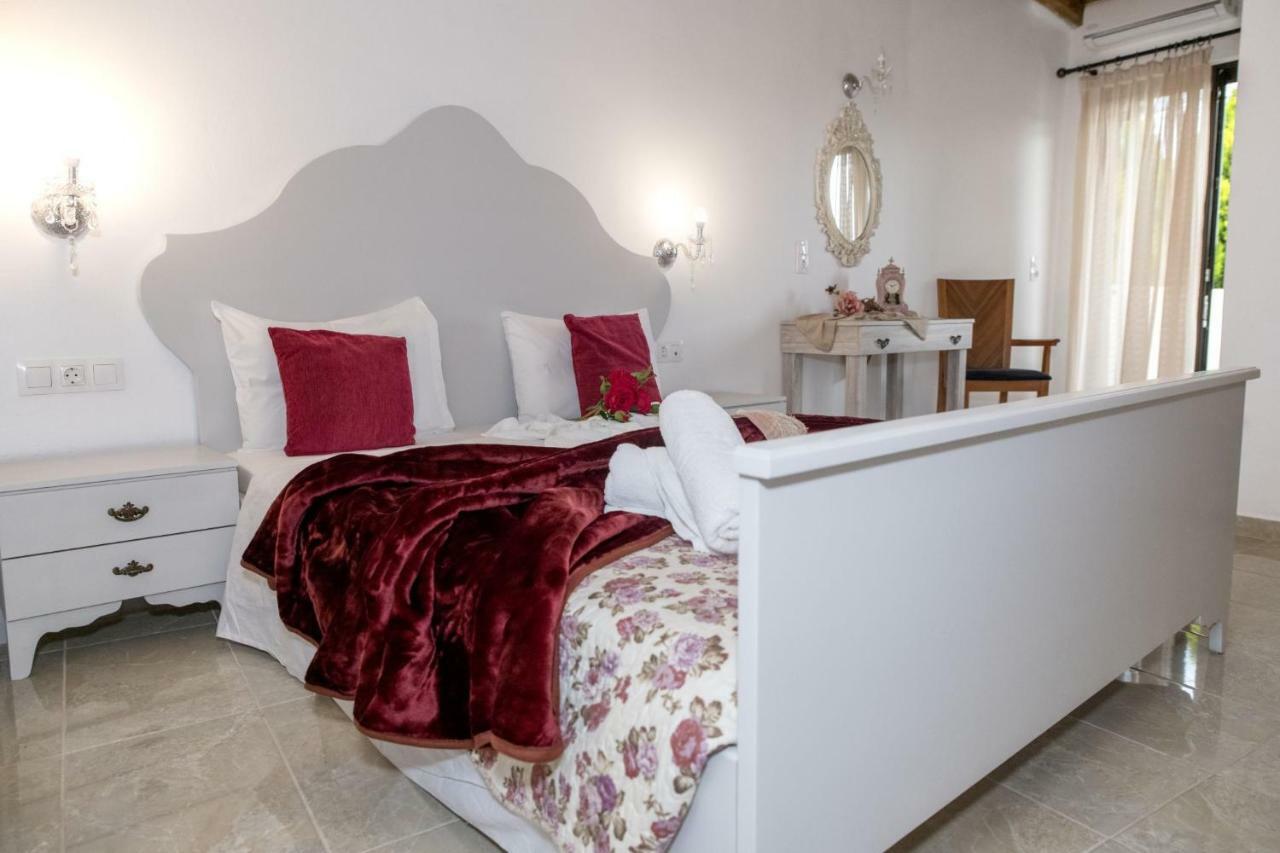 Studio Galatia, In The Heart Of Kamilari Exterior foto